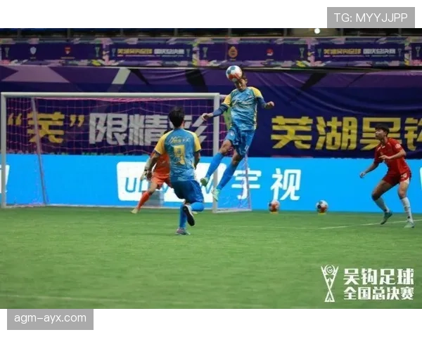 穆西亚拉化身球场导师，助力年轻队友闪耀赛场