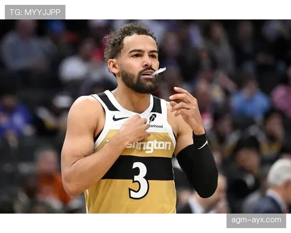 特雷·杨凌晨三点点外卖，第二天场上还得飞奔，谁能这么拼啊？